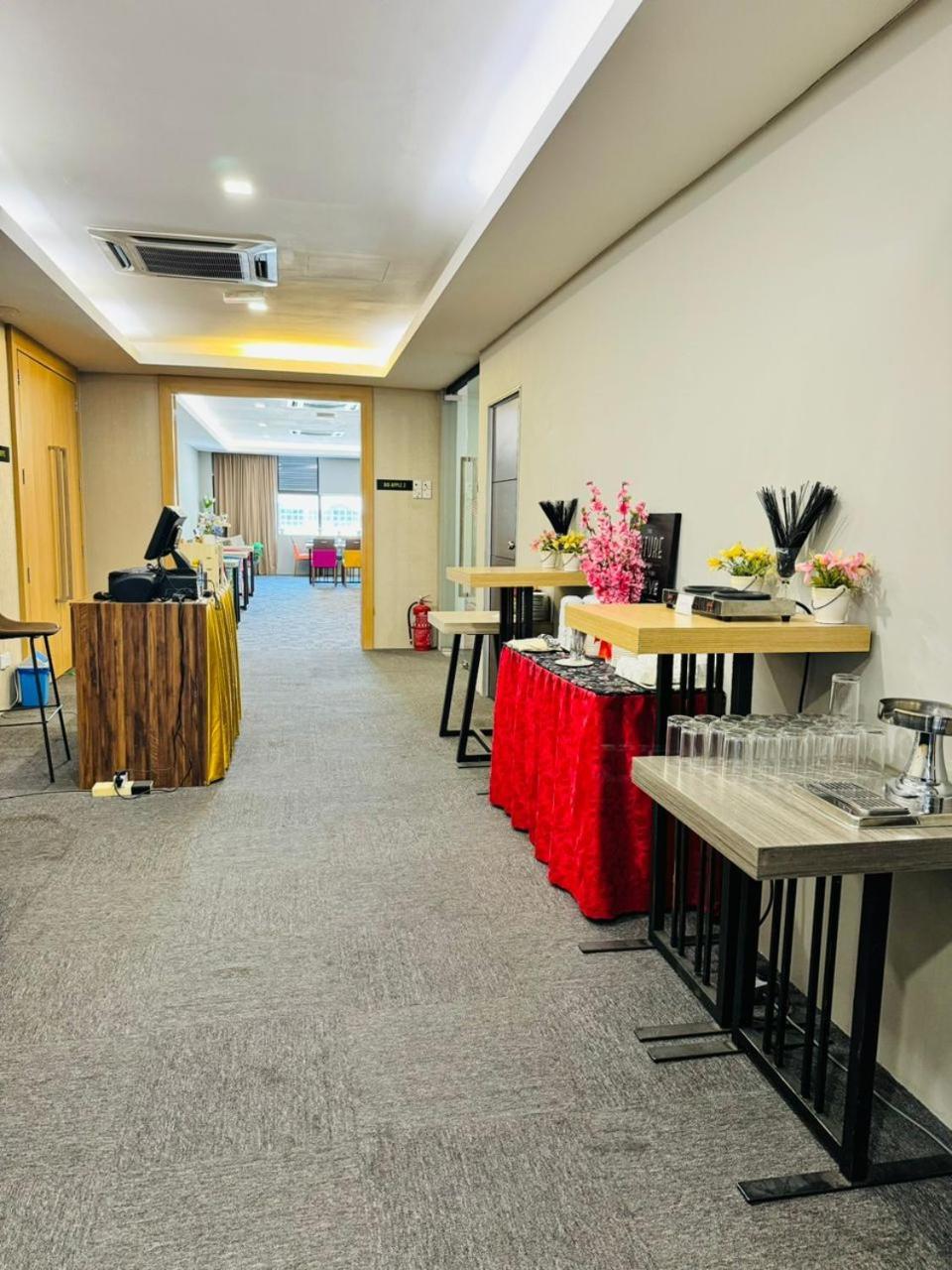 Manhattan Hotel Ipoh Exteriör bild